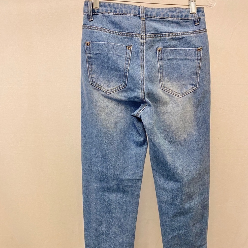 Boohoo NWT Sophie High Waist Distressed Jeans Women Light Wash Ripped Straight 2 - Picture 14 of 16
